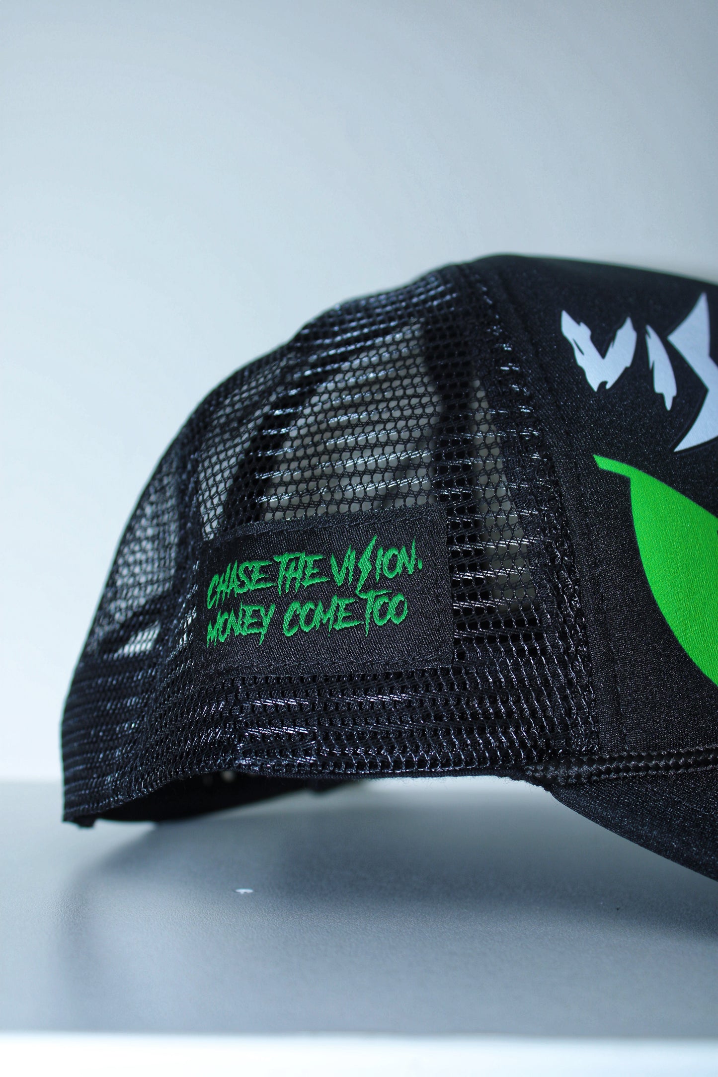 BLACK ViSiON HAT